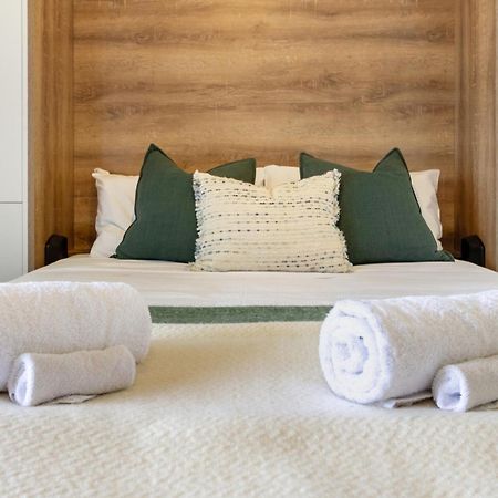 Upper Studio Perfection: 8 Wilmer St. Gem Крайстчърч Екстериор снимка